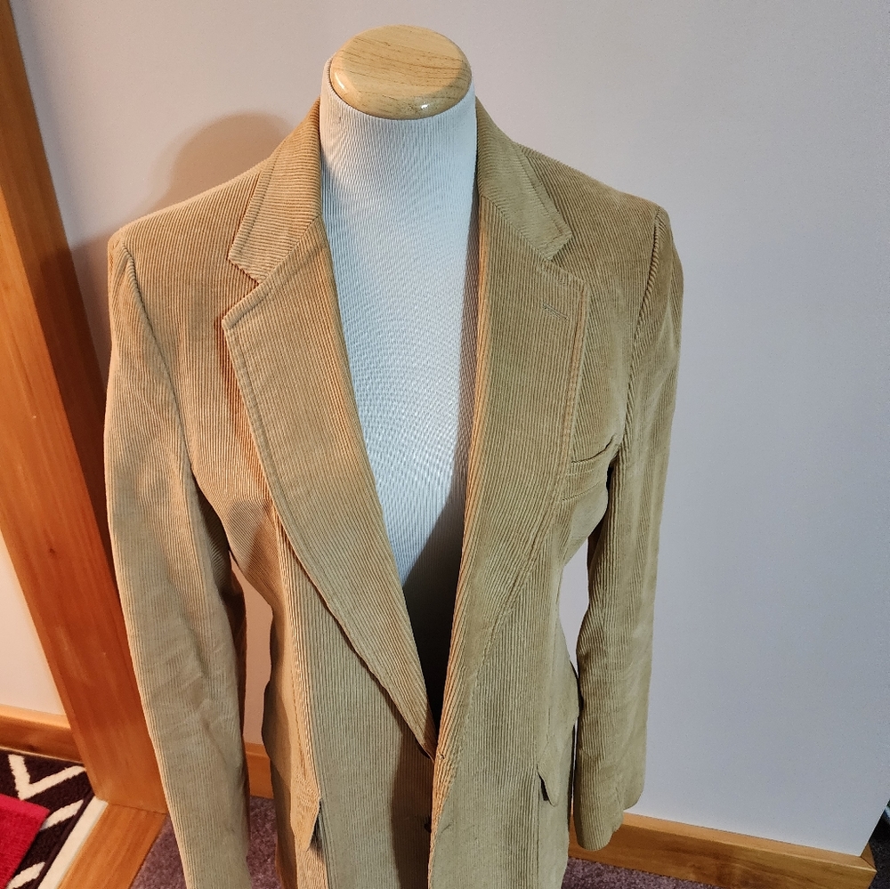 Sort Coat